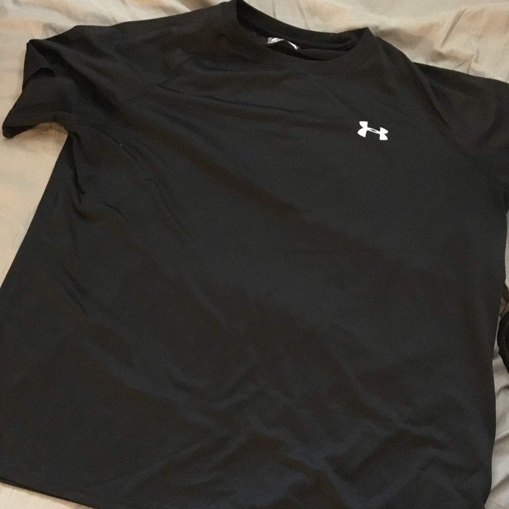 NWOT Under Armour shirt